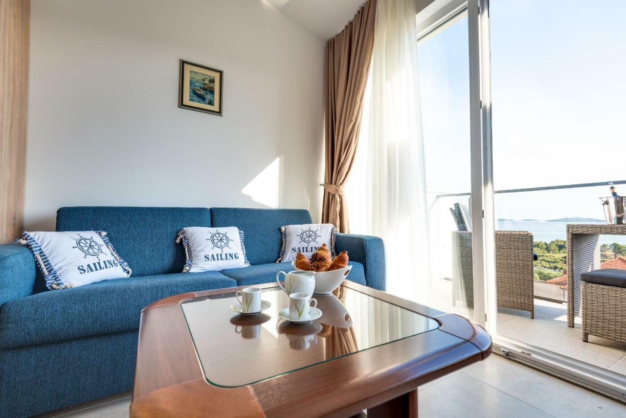 שיבניק Croatica Suites Podsolarsko מראה חיצוני תמונה